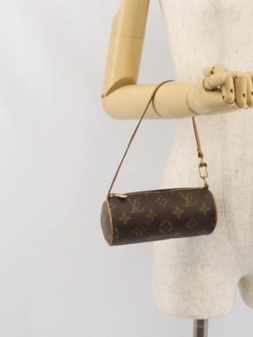 LOUIS VUITTON Monogram Papillon Pouch LV Auth - Picture 15 of 16